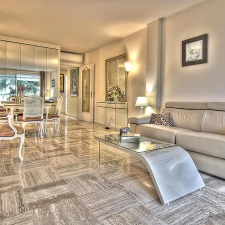 Apartman Residences Du Grand *